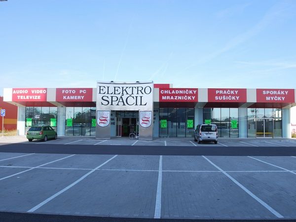 Obchodní dům, Hodonín