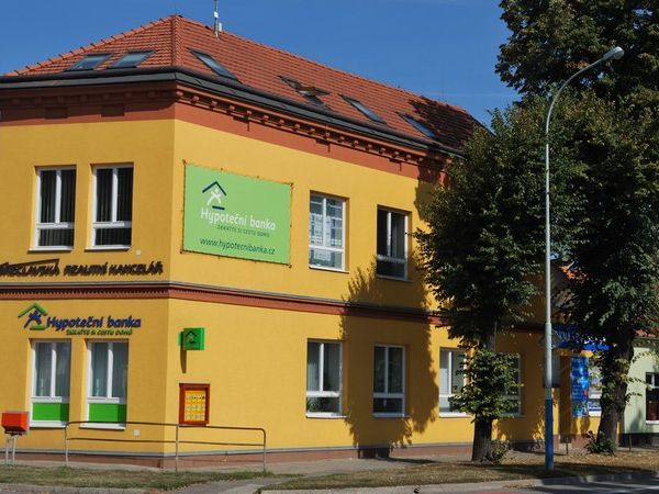 Rekonstrukce - Břeclavská realitní kancelář