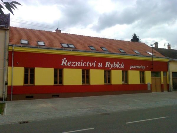 Řeznictví U Rybků, Podivín: prodejna a zpracování masa